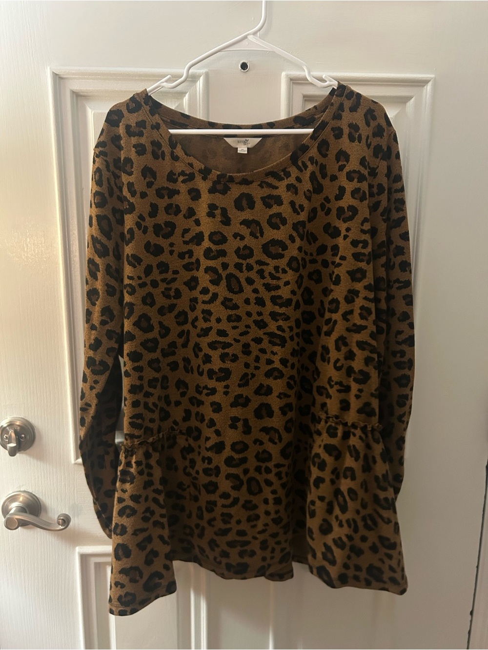 Leopard Print Long Sleeve Peplum Top
